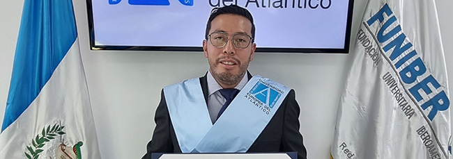 Entrevista a Iván Antonio de León Fuentes, alumno de Guatemala becado por FUNIBER