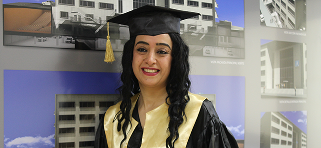 Entrevista a Kholoud Kanjo, estudiante de Siria becada por FUNIBER